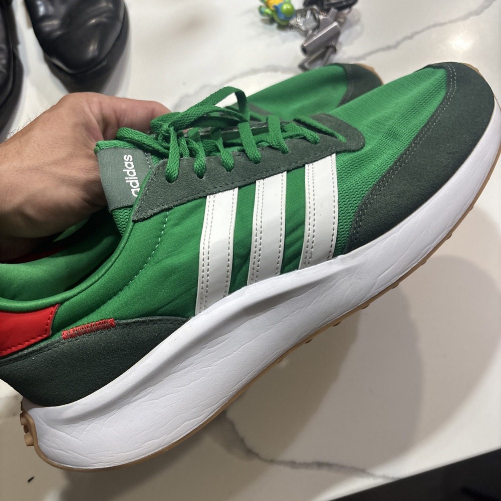 adidas run 70s men Green Red Size 13